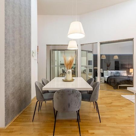 Luxurious & Spacious Downtown Residence In Liszt Ferenc Square Budapeşte Dış mekan fotoğraf