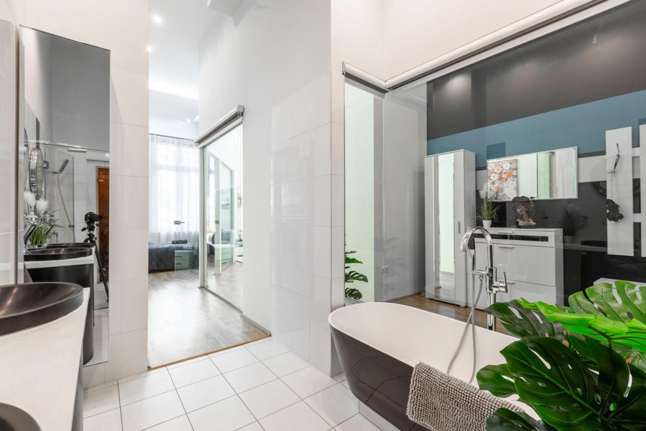 Luxurious & Spacious Downtown Residence In Liszt Ferenc Square Budapeşte Dış mekan fotoğraf