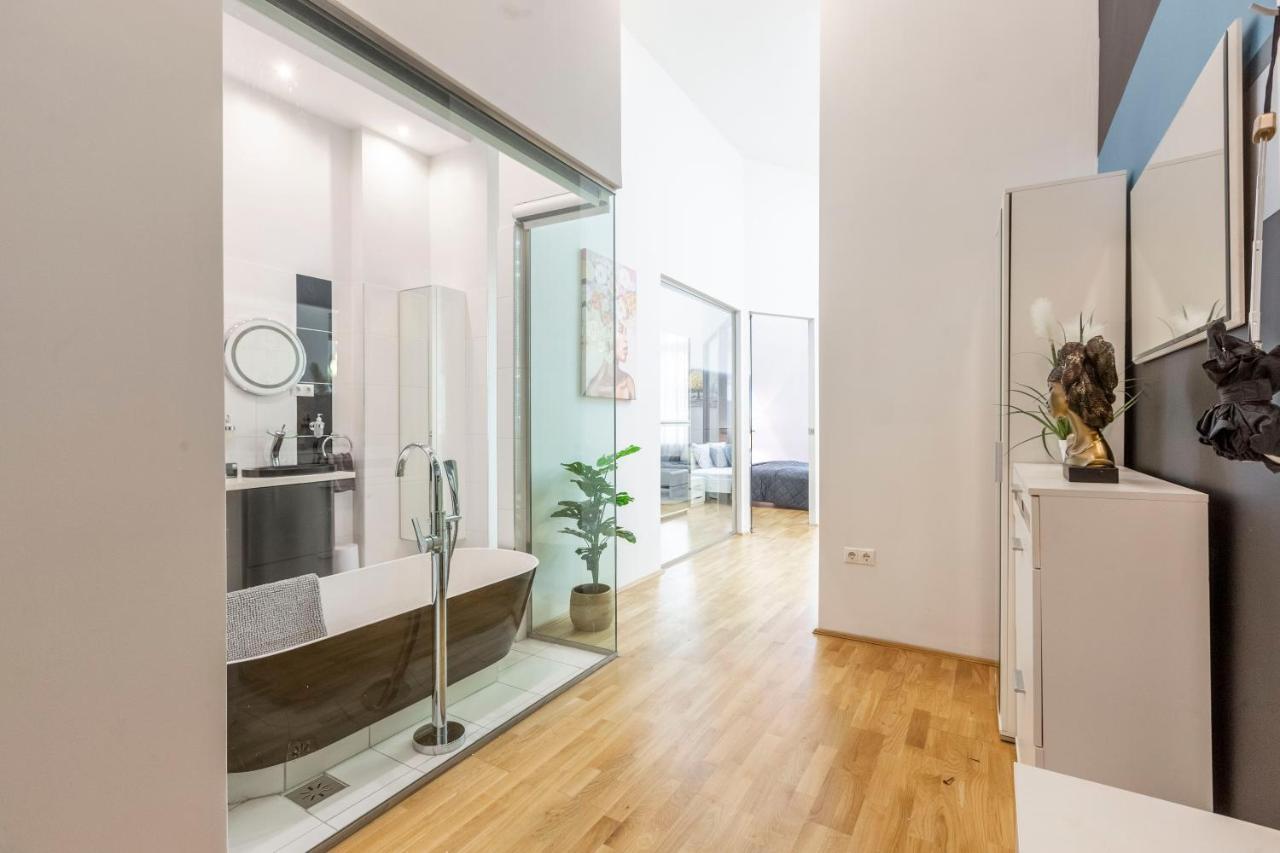 Luxurious & Spacious Downtown Residence In Liszt Ferenc Square Budapeşte Dış mekan fotoğraf