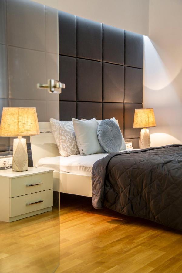 Luxurious & Spacious Downtown Residence In Liszt Ferenc Square Budapeşte Dış mekan fotoğraf